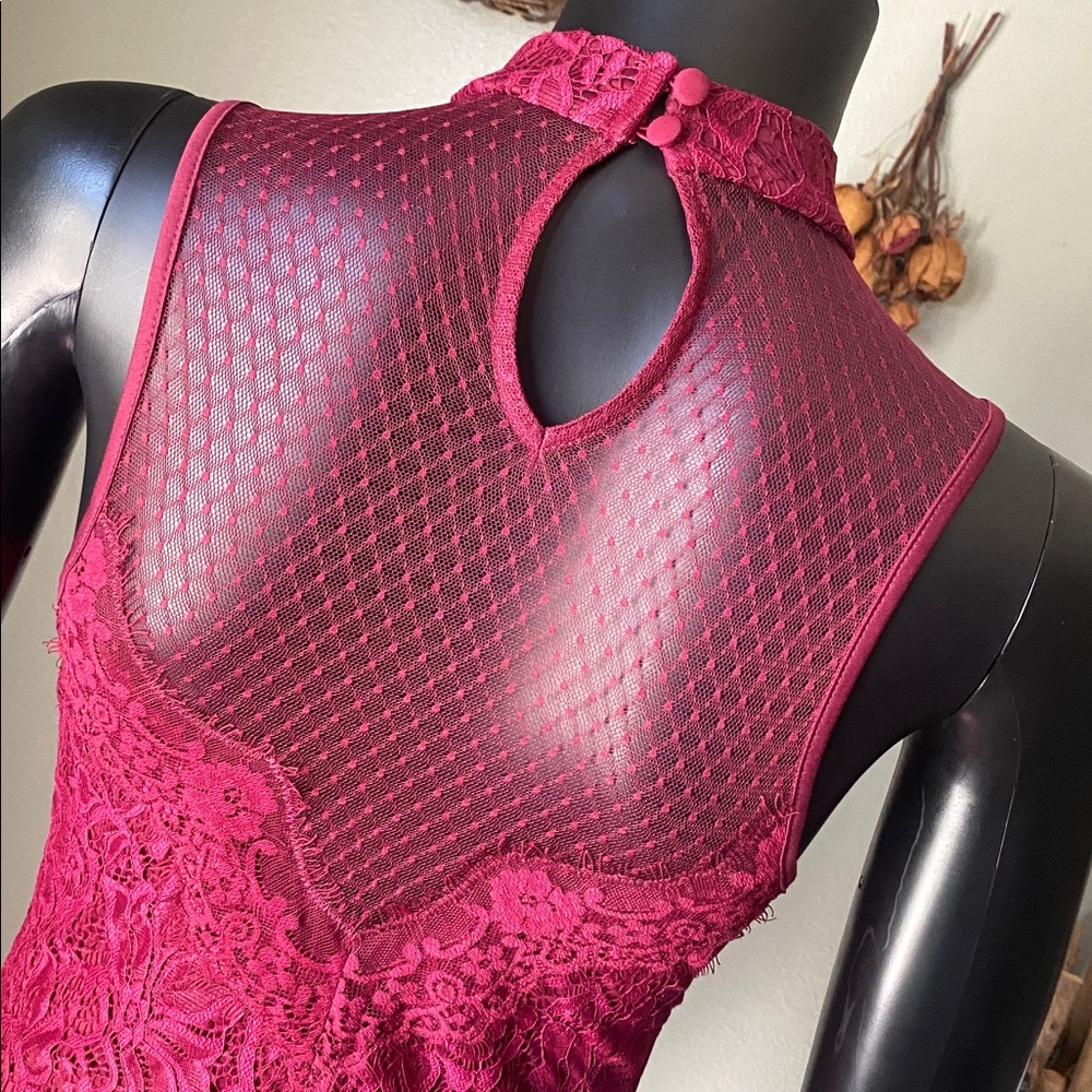 Express Burgundy Flirty Lace Bodysuit Top - Picture 10 of 13
